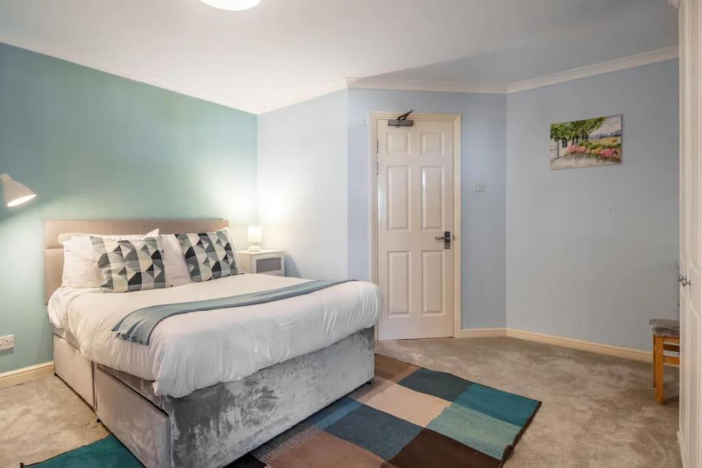 1 Bedroom Flat With Free Parking London Exterior photo
